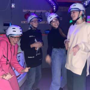 прятки в темноте